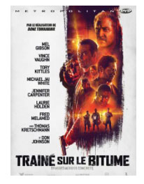 Traîné Sur Le Bitume